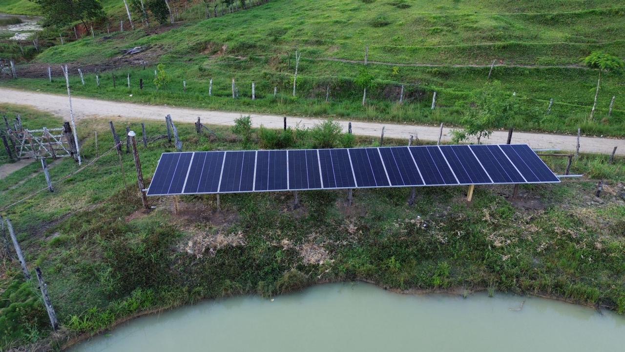 Sistema solar instalado em propriedade rural